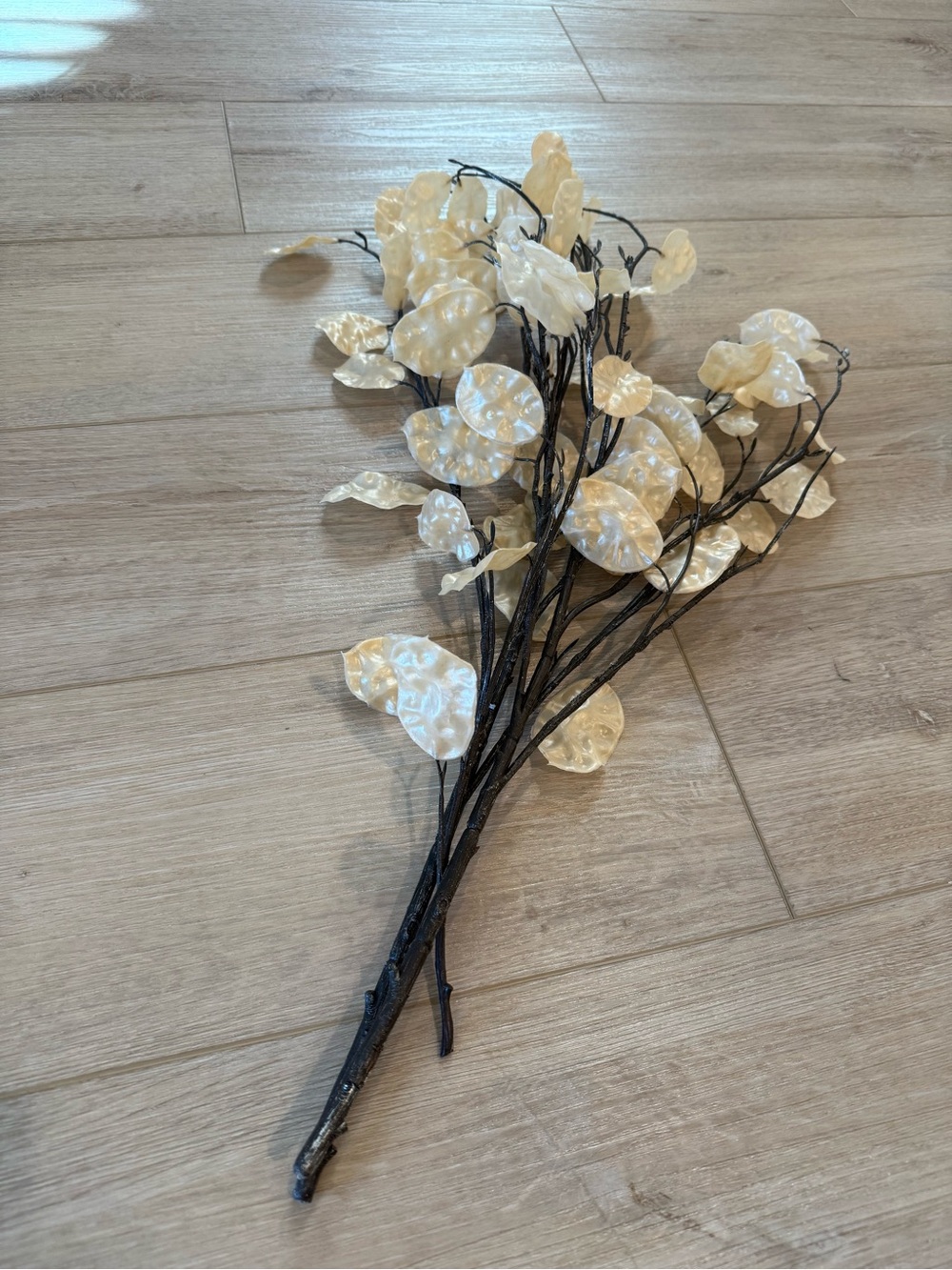 Fall Florals! Metallic Ivory Eucalyptus Stems!